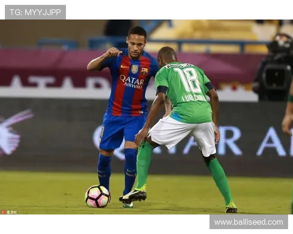 德黑兰球队迎战迪拜阿赫利展开激烈较量争夺亚洲足球荣耀 德黑兰球队迎战迪拜阿赫利展开激烈较量争夺亚洲足球荣耀